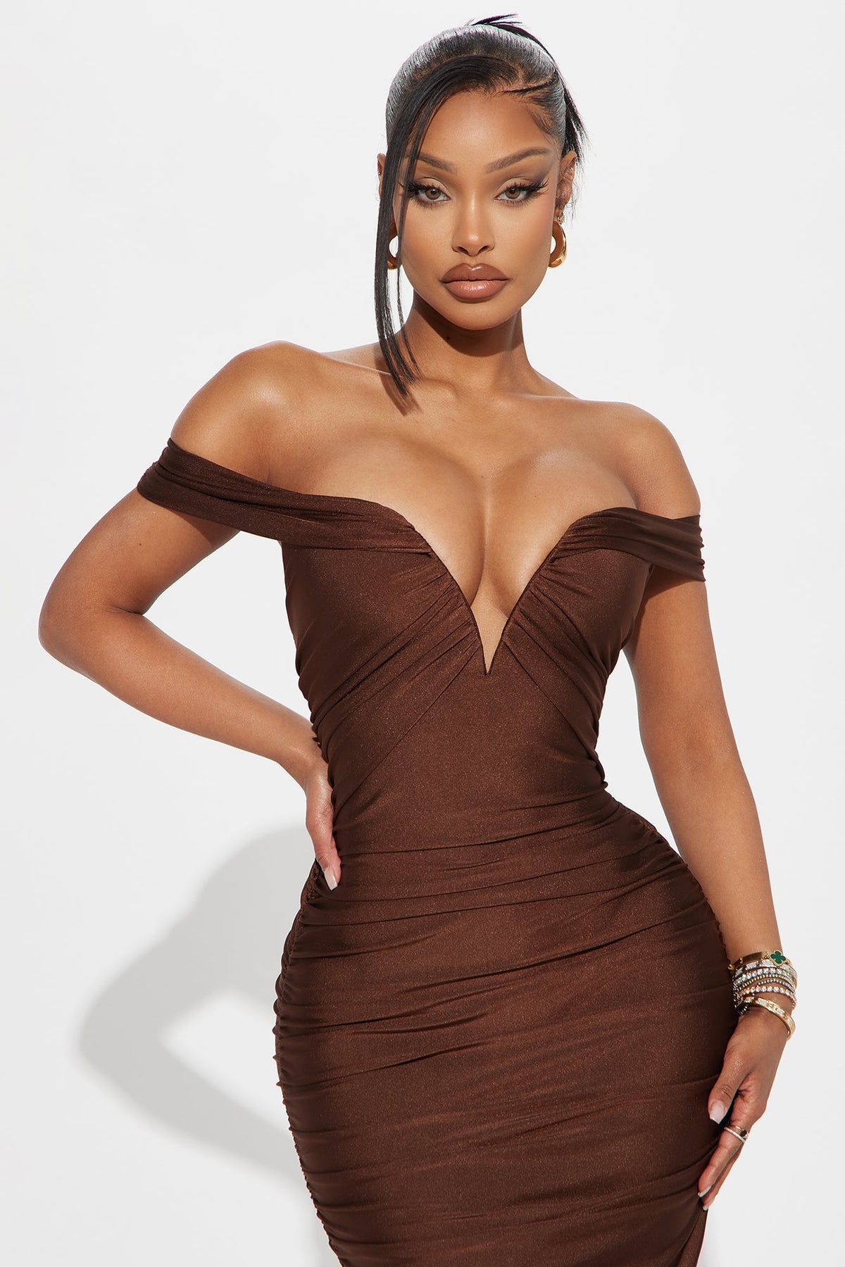 https://cdn.shopify.com/s/files/1/0293/9277/files/01-16-25_S2_7_D12363_Chocolate_CXB_AA_14-57-22_30616_PXF.jpg?v=1737155297