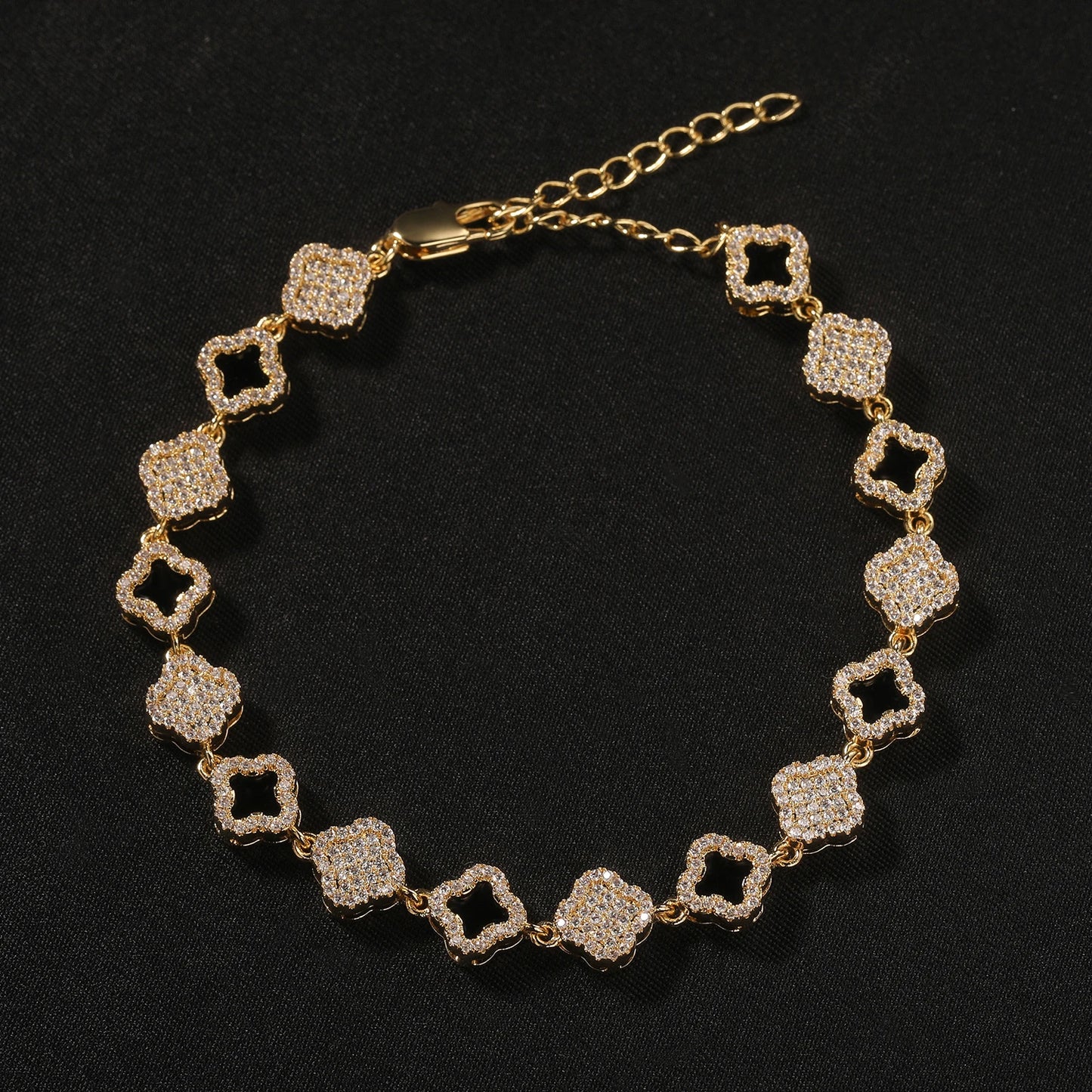 UWIN Full Iced Out CZ 4 Leaf Clover Bracelet Designer Adjustable Black Clover CZ Bracelet for Women Wholesale In Stock Jewelry