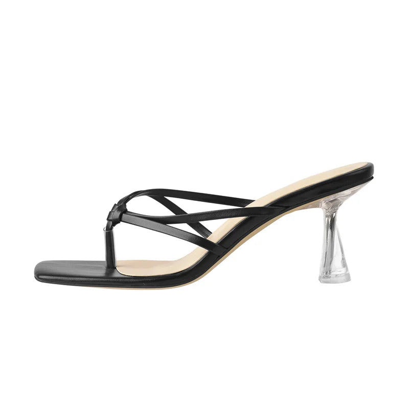 LUSH LIFT KITTEN HEEL