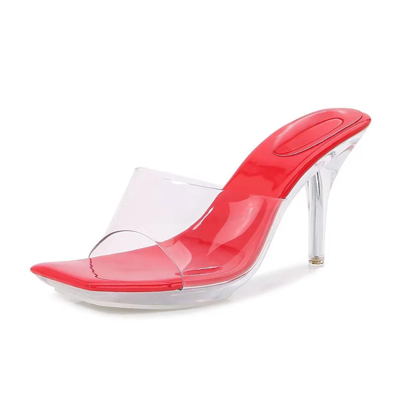 PRETTY AND PETTY HEEL