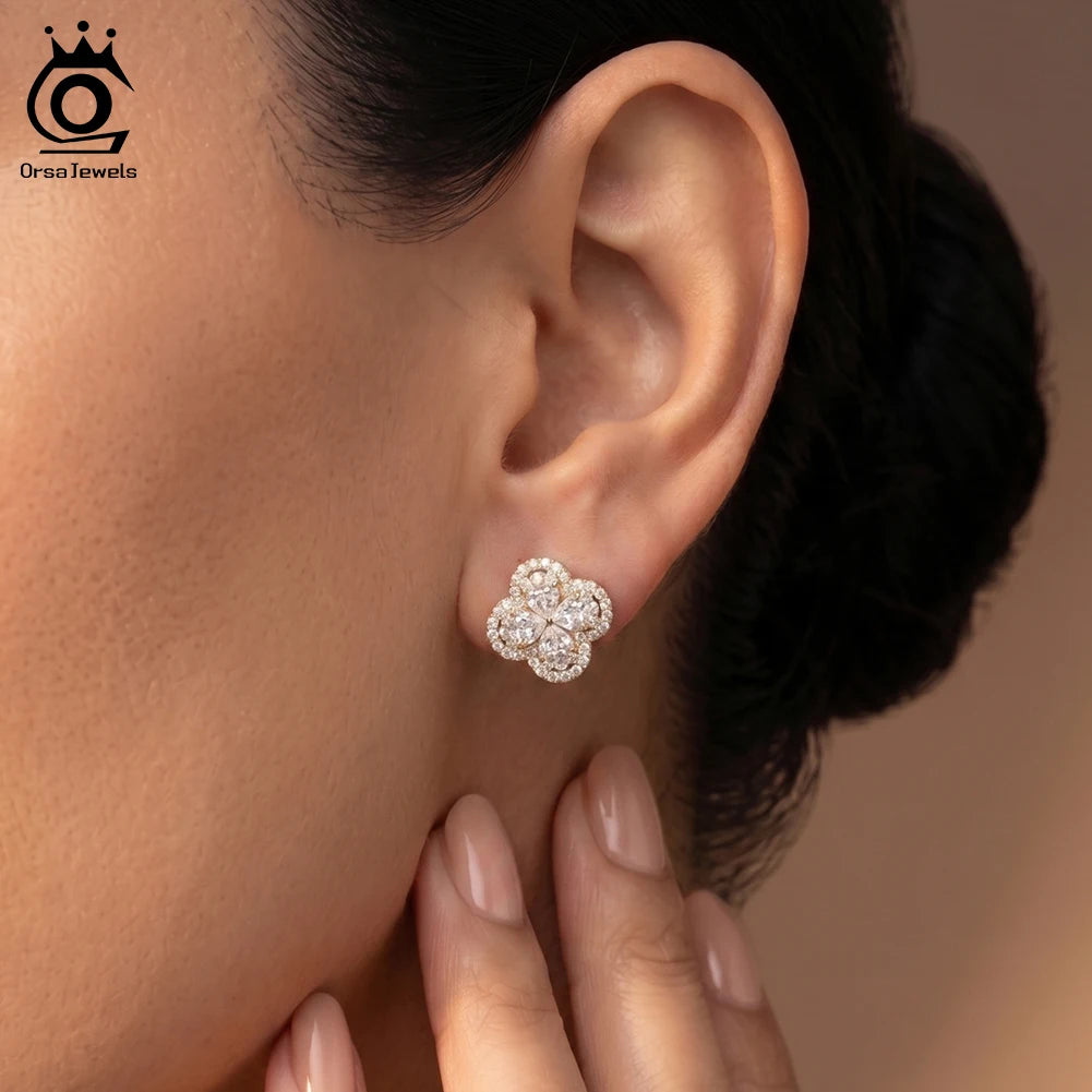 ORSA JEWELS Exquisite 925 Sterling Silver Clover Moissanite Earrings for Women D Color VVS Moissanite Diamand Jewelry MOE22