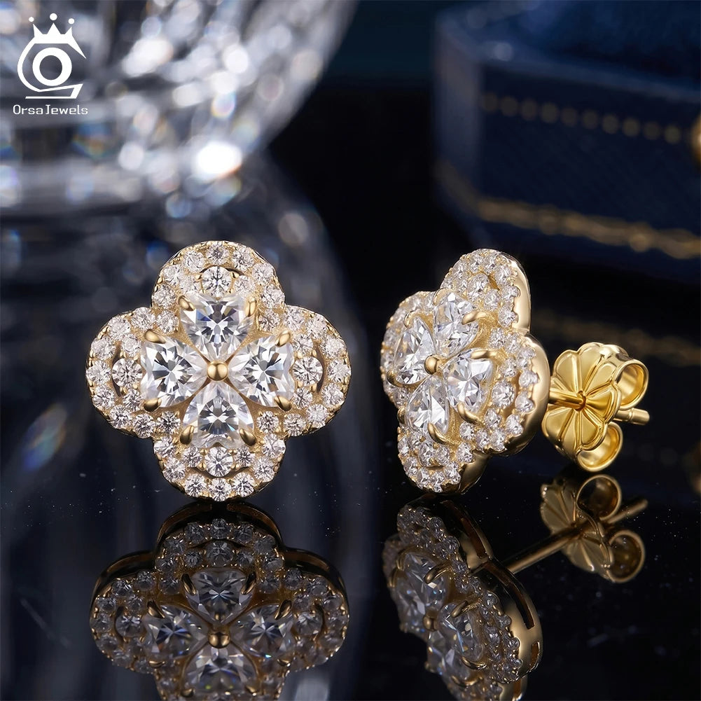 ORSA JEWELS Exquisite 925 Sterling Silver Clover Moissanite Earrings for Women D Color VVS Moissanite Diamand Jewelry MOE22