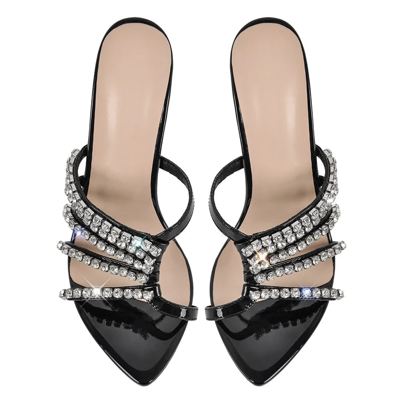 FIRST CLASS HEEL