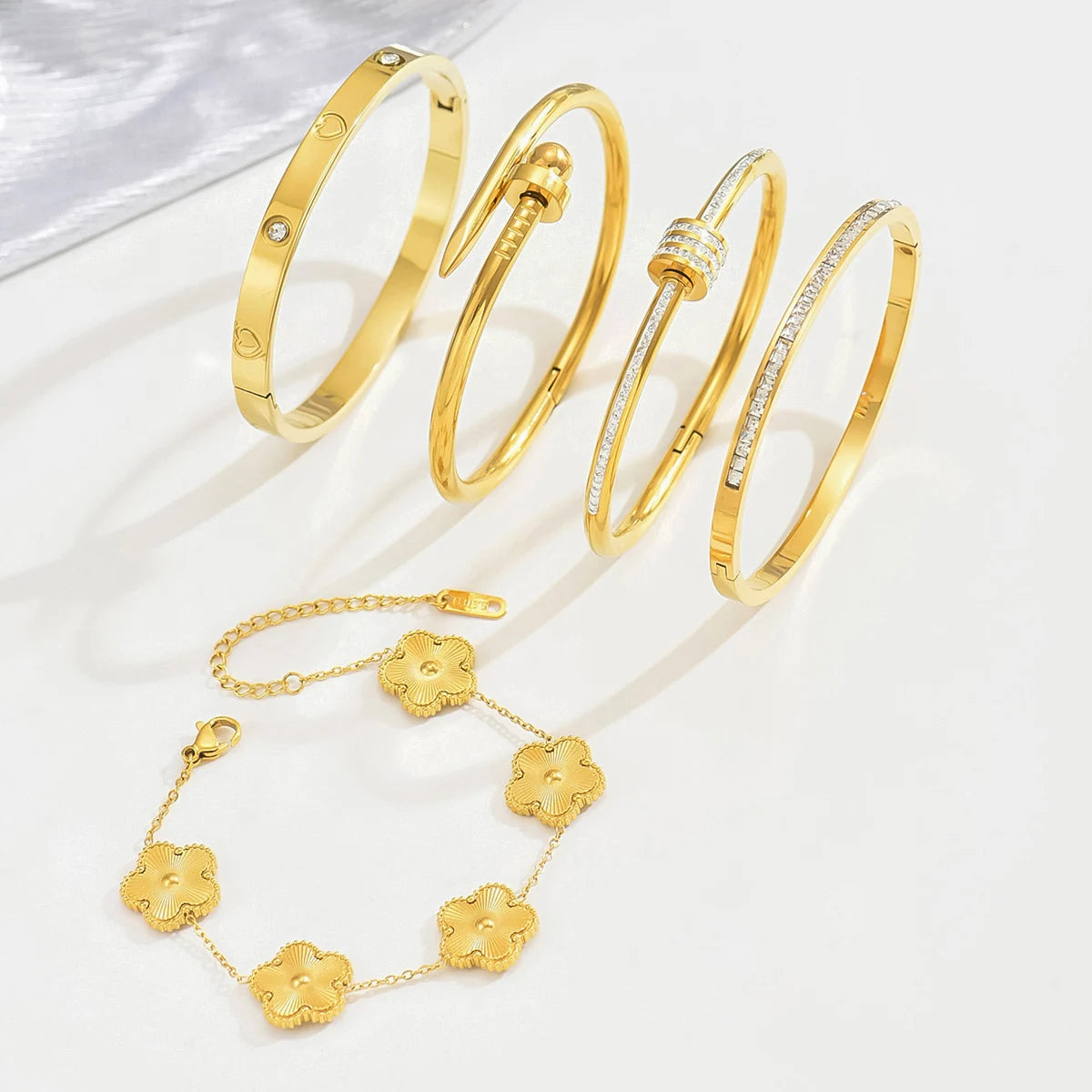 CLOVER CARTEL BRACELET SET