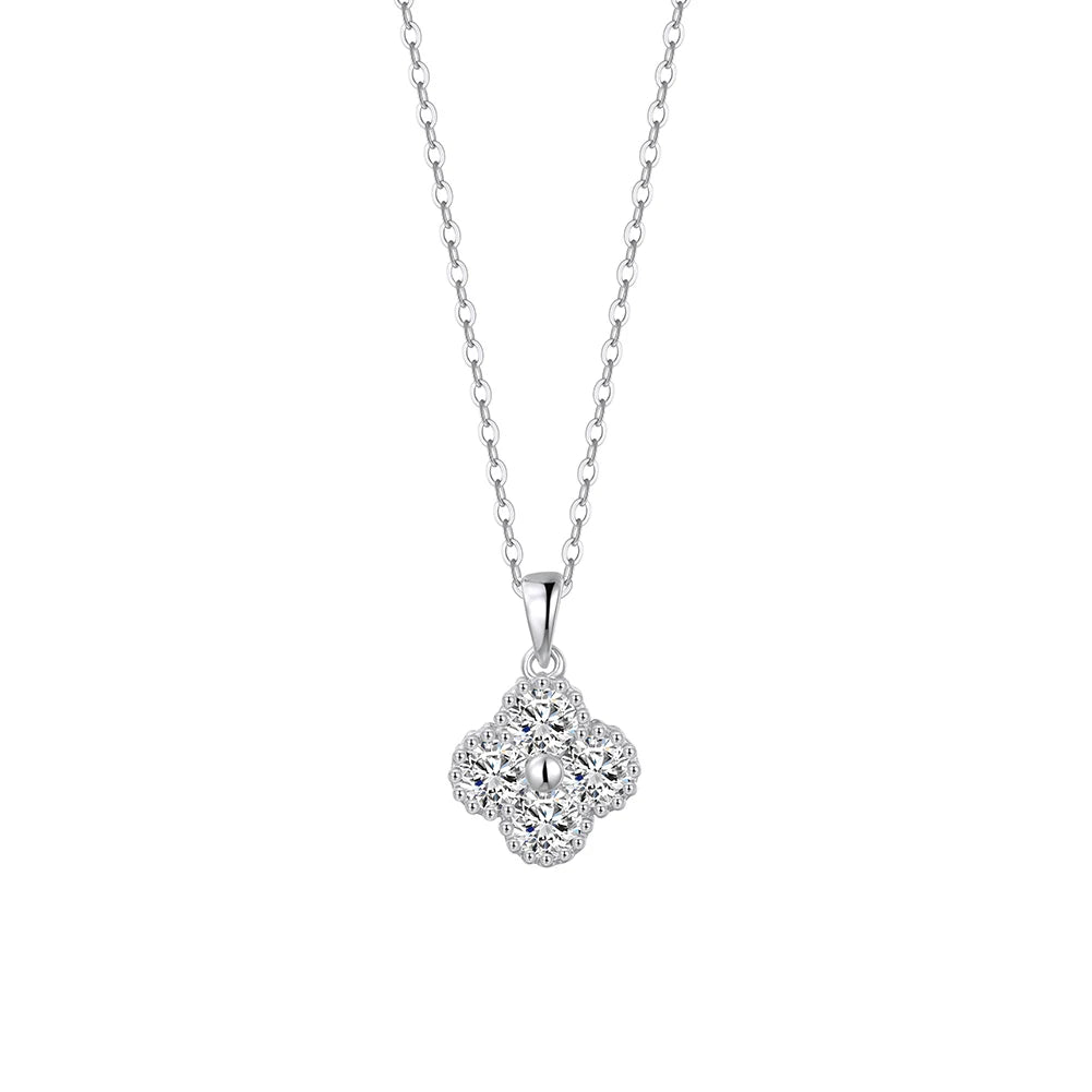ORSA JEWELS Exquisite 925 Sterling Silver Four-leaf Clover D Color Moissanite Pendant Necklace for Women Wedding Jewelry MON14