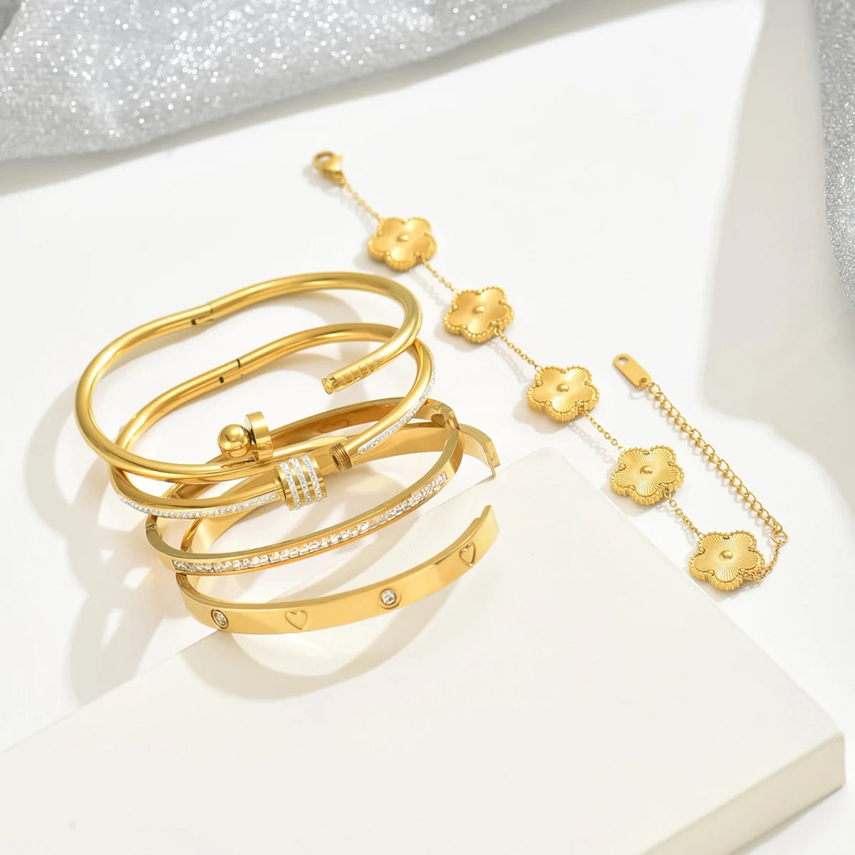 CLOVER CARTEL BRACELET SET
