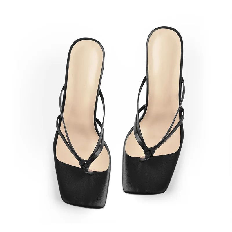 LUSH LIFT KITTEN HEEL