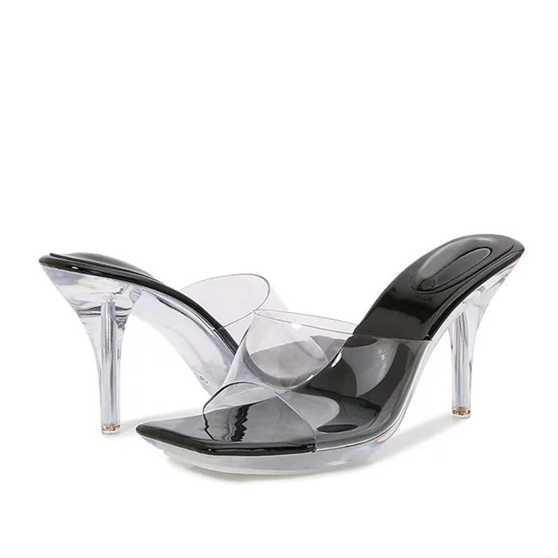 PRETTY AND PETTY HEEL