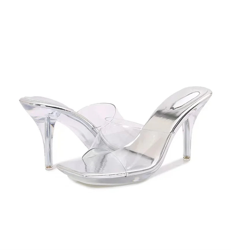 PRETTY AND PETTY HEEL